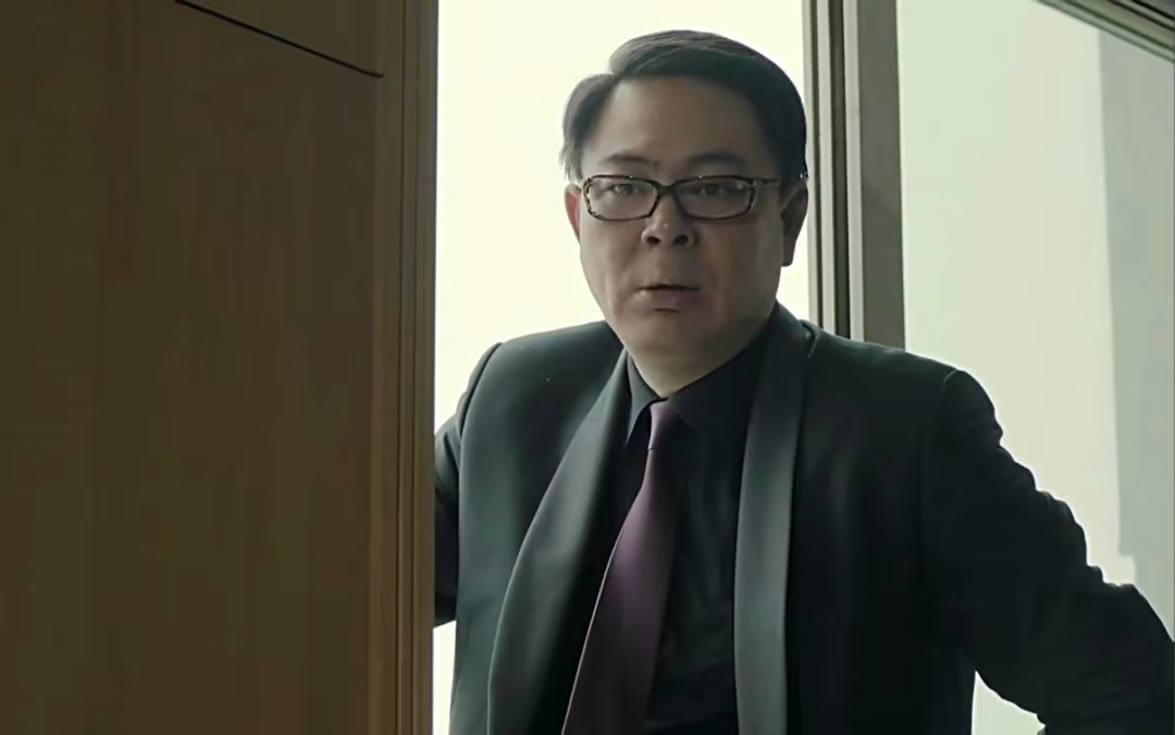 捋一捋十八线男演员高亚麟出轨这件事，提高吃瓜人的阅读理解能力！就是一个男的和三个