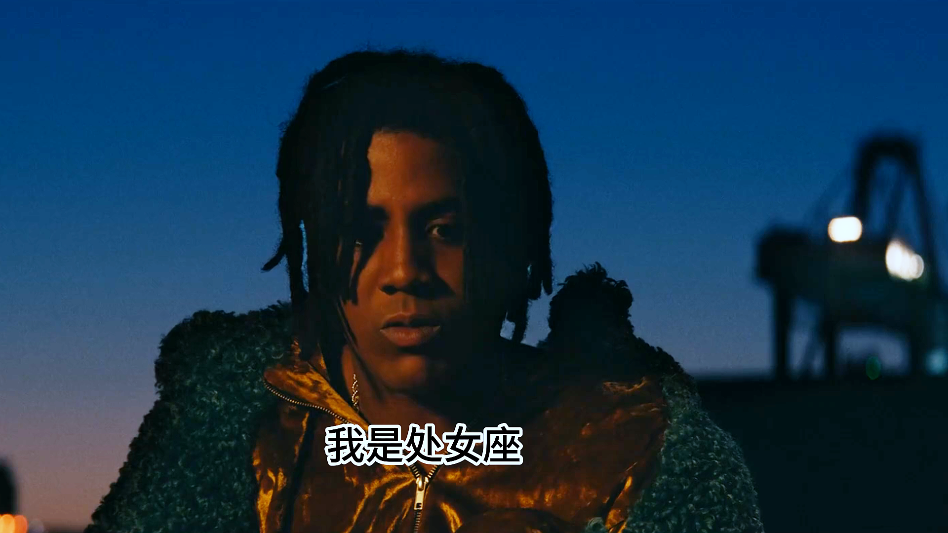 身高一米五的女人生下一个巨婴男孩