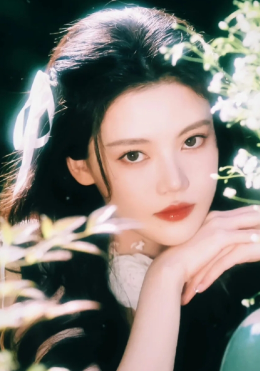 孙珍妮——高贵而神秘