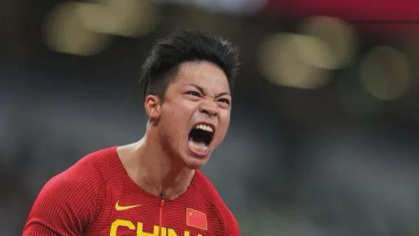 中国男子100米历史地位前10名：陈佳鹏第5，劳义都挤不进这份榜单