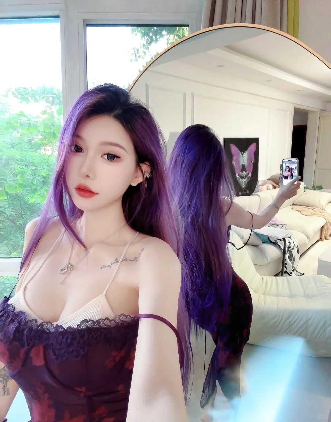 03年甜妹爆改御姐
紫色裙子很有韵味;-)
