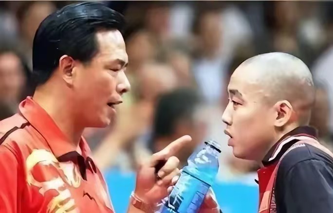 蔡振华在担任国乒主教练时，刘国梁就是他的弟子。