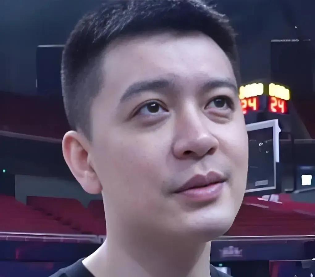 #cba# 杨鸣难受了，辽宁队没有自己的约克啊。
1面对约克的力挽狂澜辽宁队真的