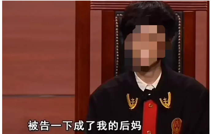 天津一女子与男房东确定恋爱关系后，两人同居6年。男房东因病到医院接受治疗期间，曾