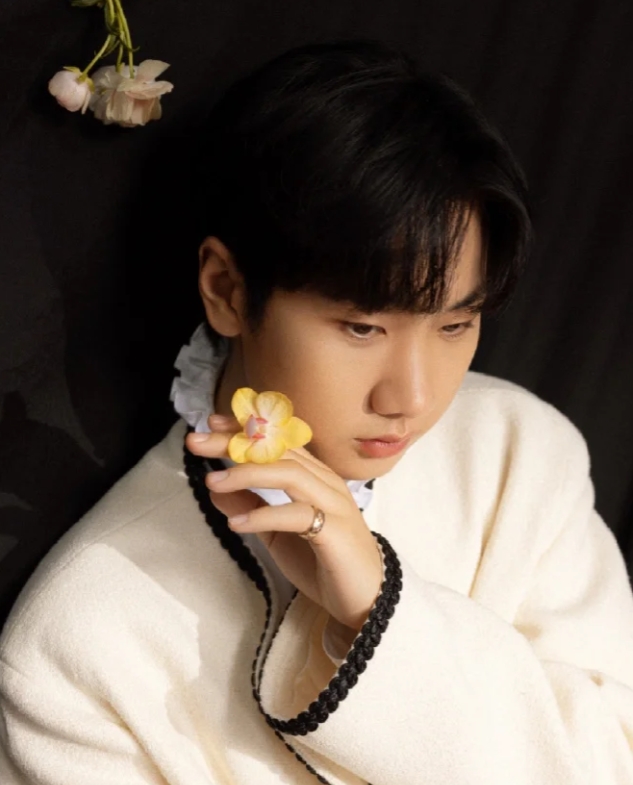 汪苏泷：舞台上的歌声与舆论的交响