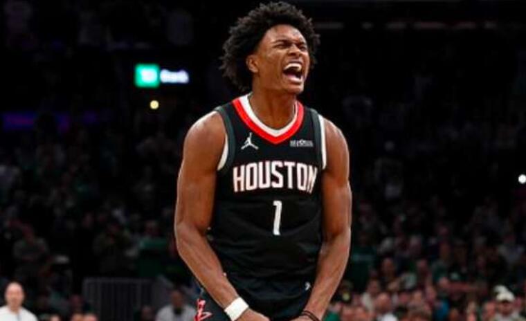 火箭114-112胜凯尔特人。阿门-汤普森赛后称压哨绝杀非生涯首例，提及Over