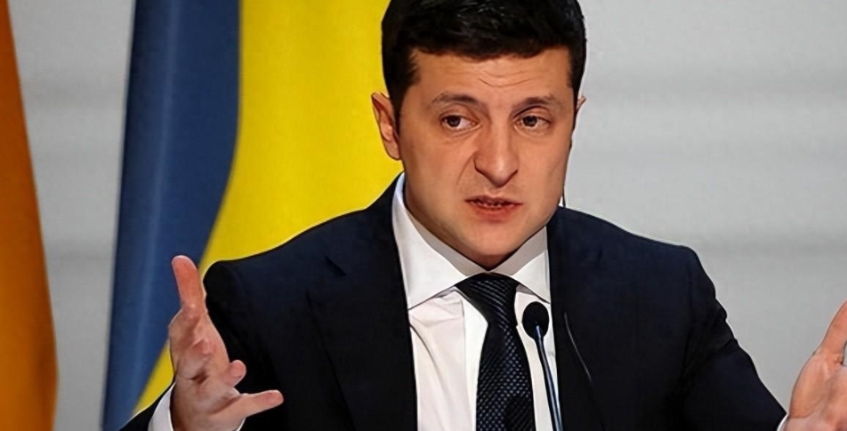 泽连斯基命运落定！特朗普表态！
乌克兰被抛弃是迟早的事，美国有自己的国家利益。乌