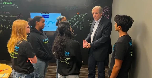 美国总统大选后第一人   民主党参议员默克利访台

美国在台协会（AIT）今天（