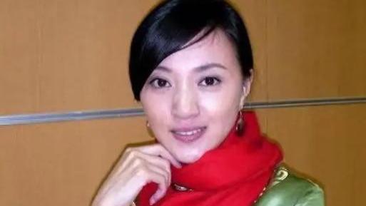 春晚一夜成名，网络暴力摧毁人生，她现在还好吗？