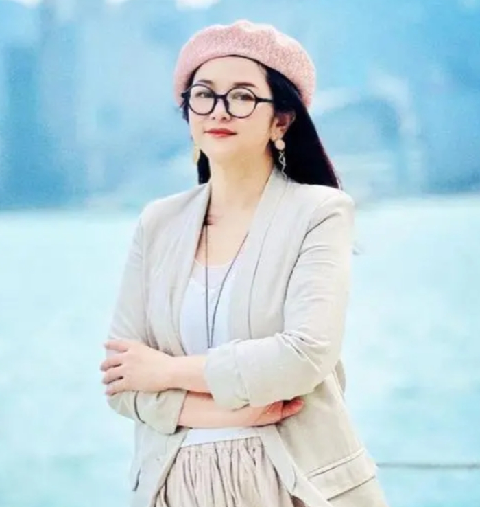 玉女掌门人叶蕴仪，如今冻龄依旧