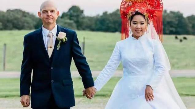 河南女孩嫁美国建筑师，婆婆把她当女儿宠，公公帮她挣钱，太幸福