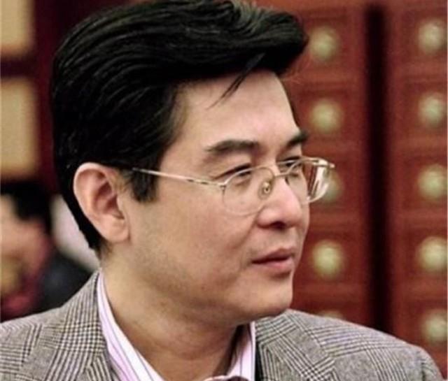 1976年，毛主席逝世，一个学生向班主任请假，毛主席是我外公。直到今天，他的老师