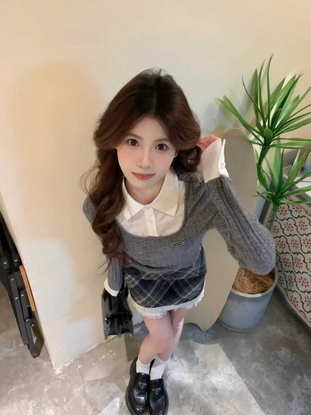 ʚ*𓐄🐾🎵 ◝꒱
开学这么穿真的很学姐
很韩的一套～