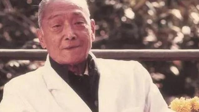 1949年毛主席进北京后不久，周总理找到警卫：我是来向你做检讨的