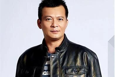 黄日华选择放弃演艺事业的原因并非单一