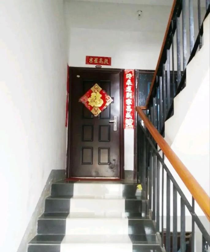 “悲剧！”江西，一男子楼上，经常传出“咚咚咚”噪音，导致男子寝食难安，出现神经衰