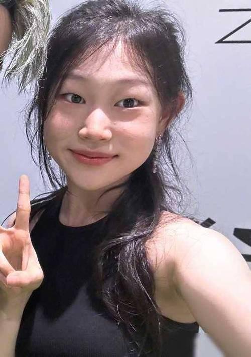 小沈阳的女儿沈佳润:曾因长相太丑被骂像猴,如今逆袭撞脸韩星(小沈阳女儿简介)-第27张图片-九妖电影 小沈阳的女儿沈佳润:曾因长相太丑被骂像猴,如今逆袭撞脸韩星(小沈阳女儿简介)-第27张图片-九妖电影