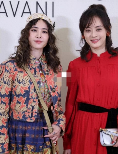 你们见过孙俪和蔡依林同框吗？这两位不同领域的女神同框，那画面太让人惊喜啦！

