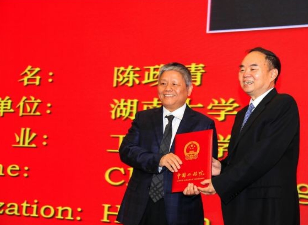 中国不是没有人才，而是大家都不认识！下图这位就是绝对的大师，78岁高龄，研究出的