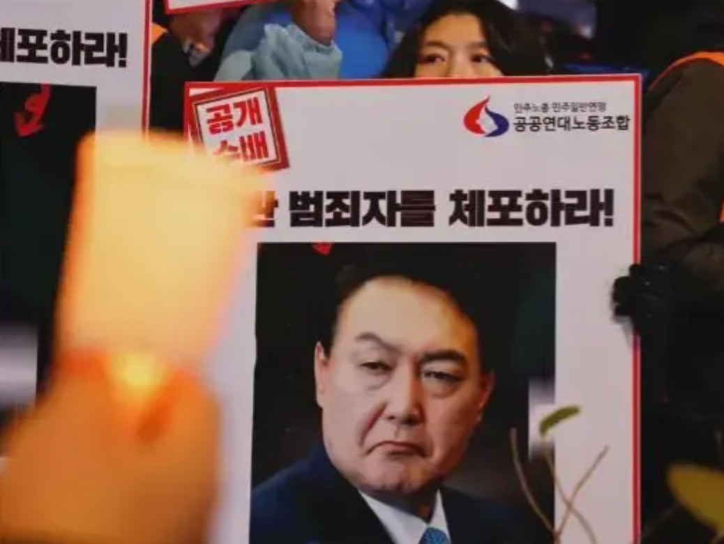 尹锡悦这下不好跑掉了，最高死刑。

昨日，韩国国会通过针对尹锡悦内乱的“特检法”
