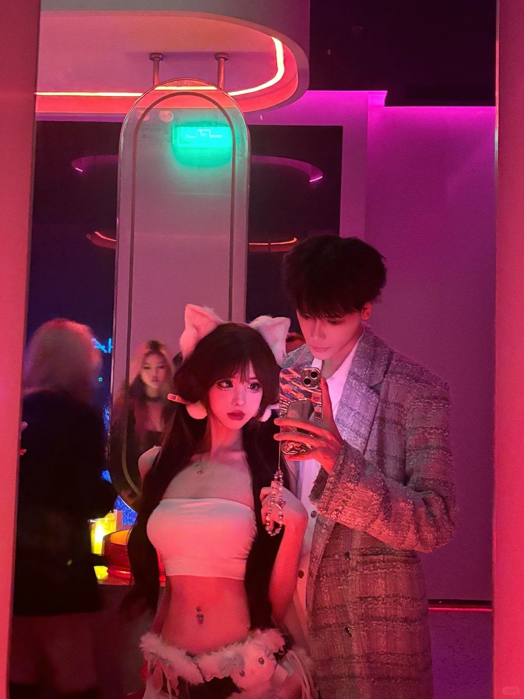 恋爱脑和粘人精•͈ᴗ⁃͈
恋爱脑和粘人精是最配嘟#情侣 #恋爱 #恋爱脑