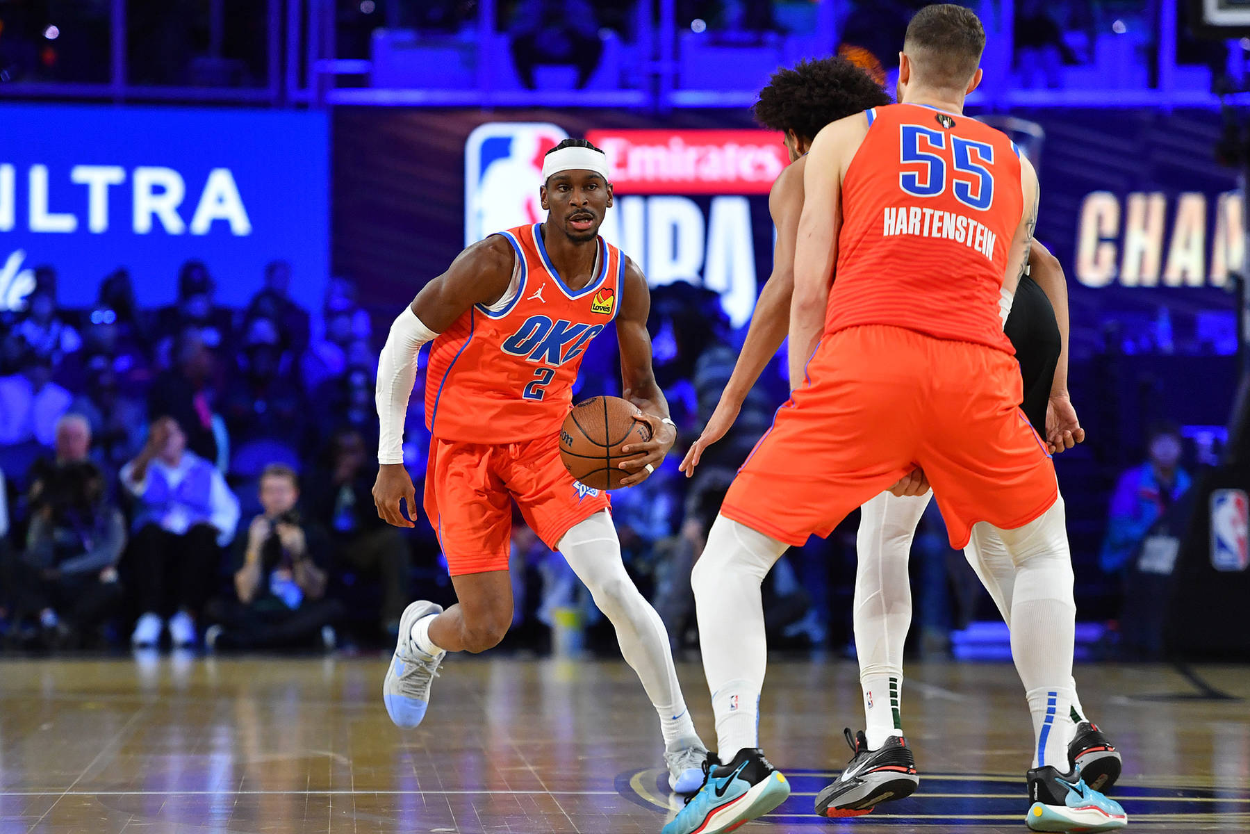 雄鹿“豪夺”NBA杯冠军，雷霆惜败留遗憾