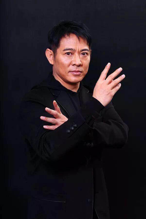 李连杰大女儿哈佛毕业