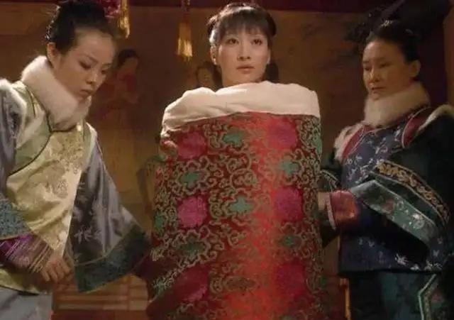 紫禁城秘闻，咸丰翻牌选妃，侍寝规矩多