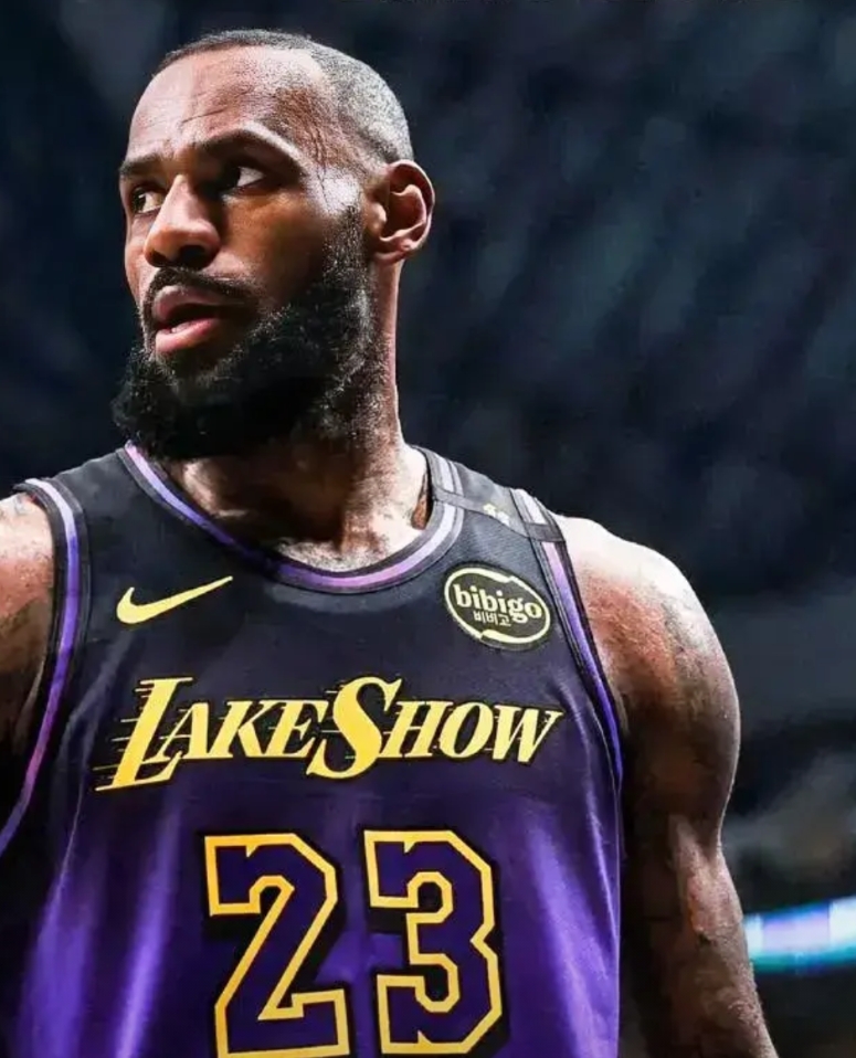 如果湖人能完成以下两笔交易，99%能进总决赛了！

1、八村垒+文森特+伍德+2