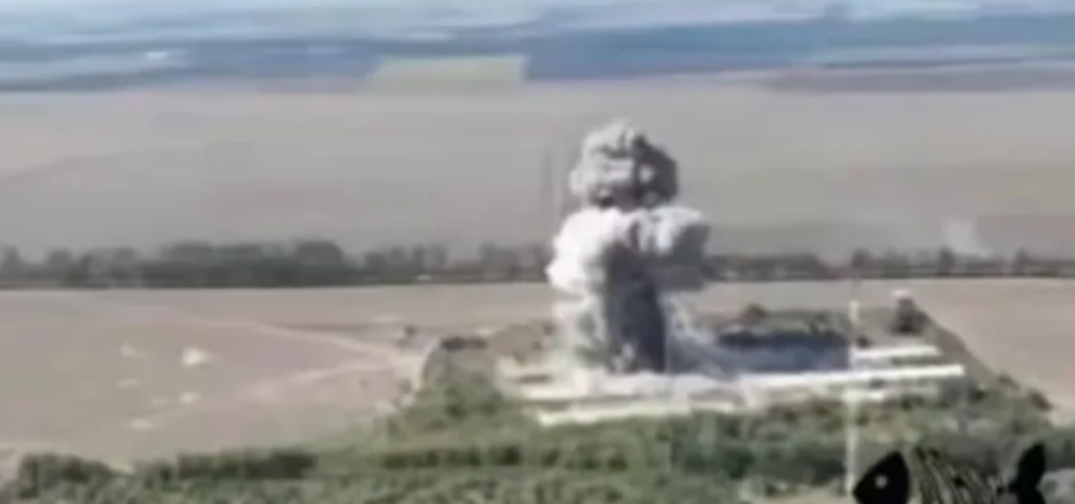 俄军继续在库尔斯克消灭乌军有生力量！
乌克兰越境攻击库尔斯克已经满一个月了，战损