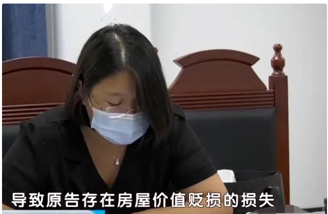 装修工人猝死新房内，女业主状告装修公司，索赔近30万，能赢吗？
原创2022-0