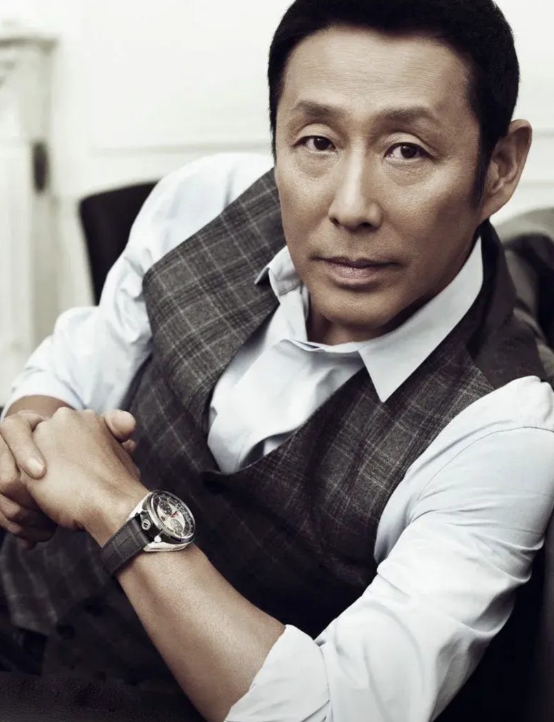 陈道明的家庭成员一览∶

1.爱妻∶杜宪，70岁，比陈道明大一岁，北京人，曾是央