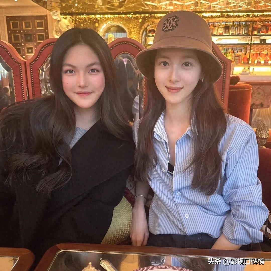 李湘发王诗龄章泽天合照，暗示孩子不进娱乐圈
