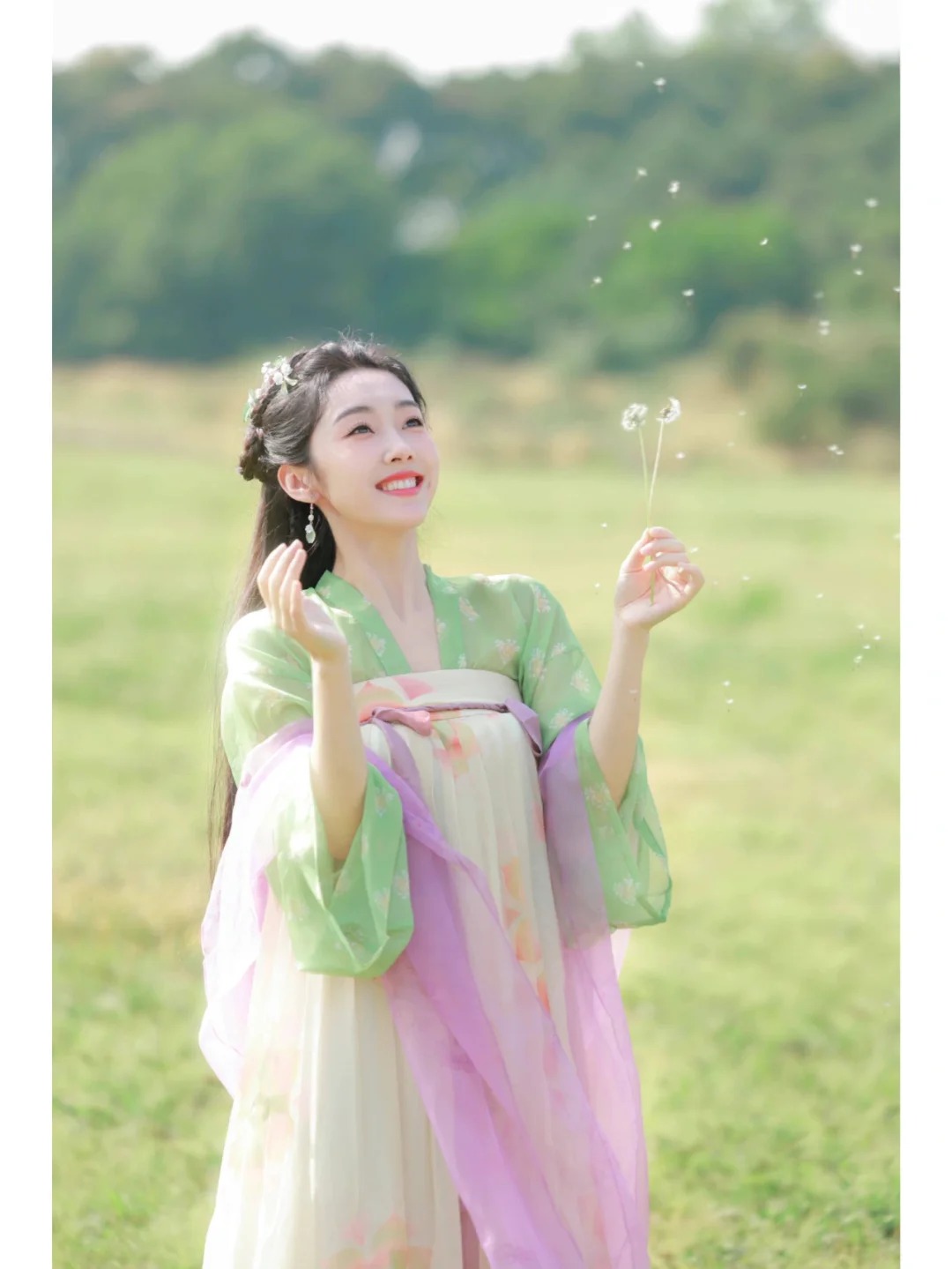 宣璐｜秀色掩今古，荷花羞玉颜