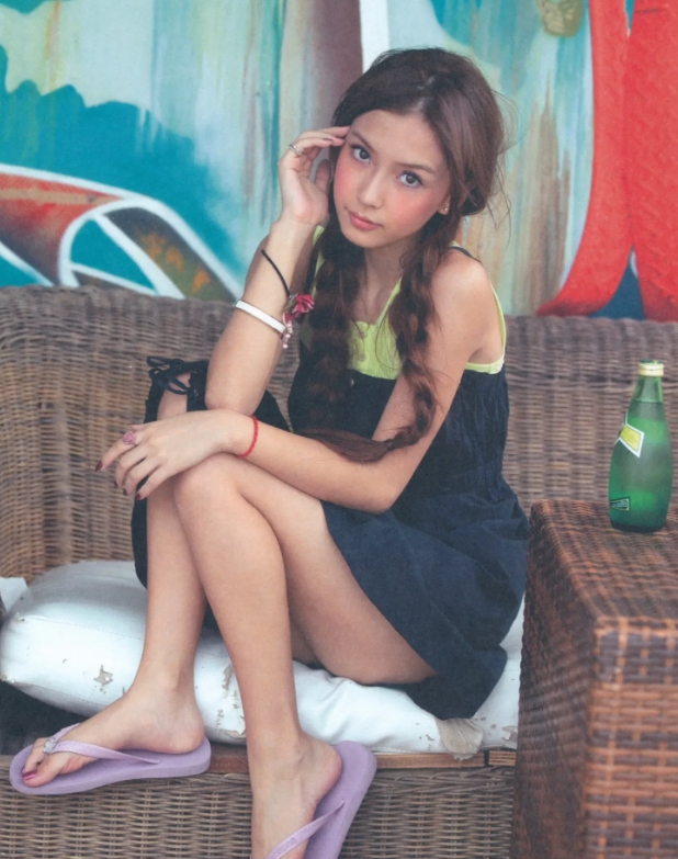 杨颖，168cm，Angelababy早期嫩模照堪称神颜。