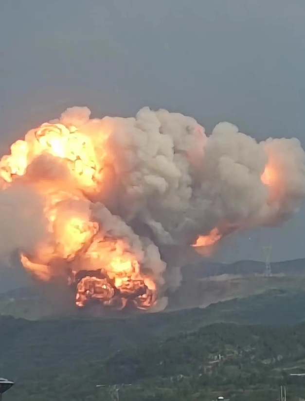 天兵科技这次爆炸，再次让世人认识巩义！
民营科技企业，都在努力做飞天梦，你们凭啥