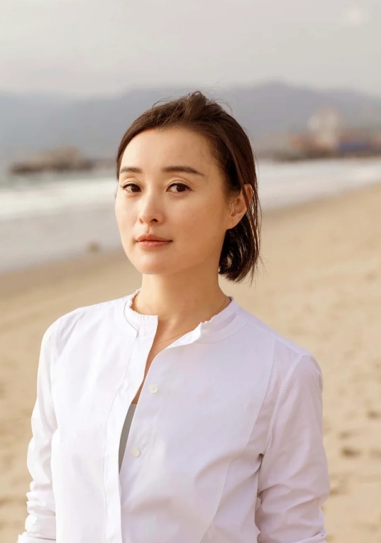 吴越：同居5年，陈建斌教给我做人