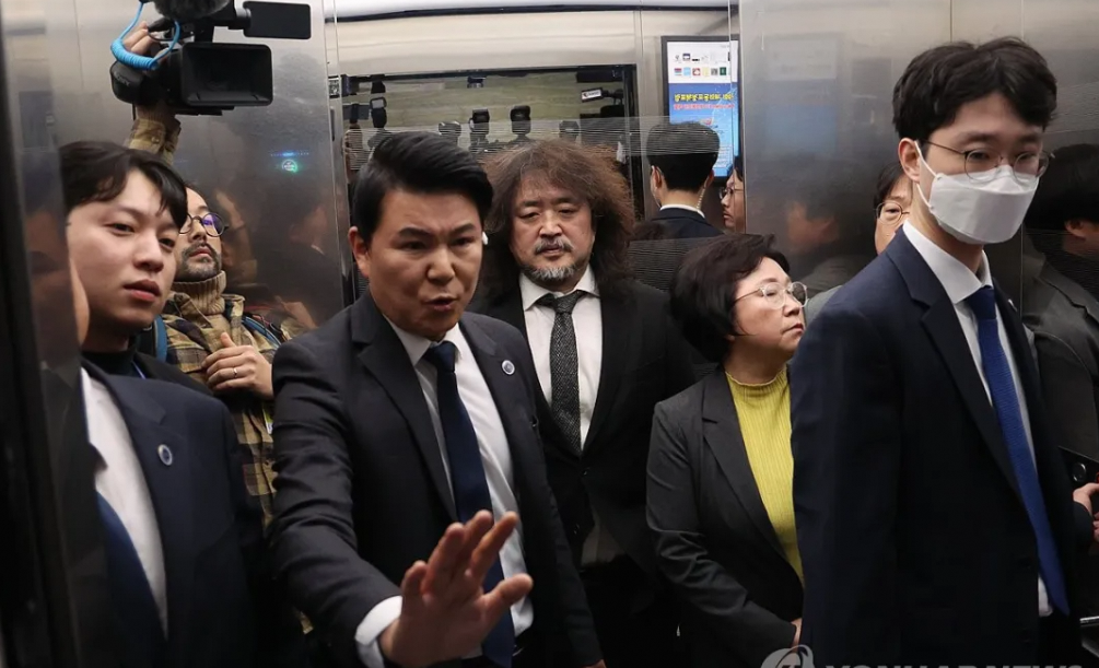 乱中新瓜！朝鲜特工趁乱计划刺杀韩国议员！