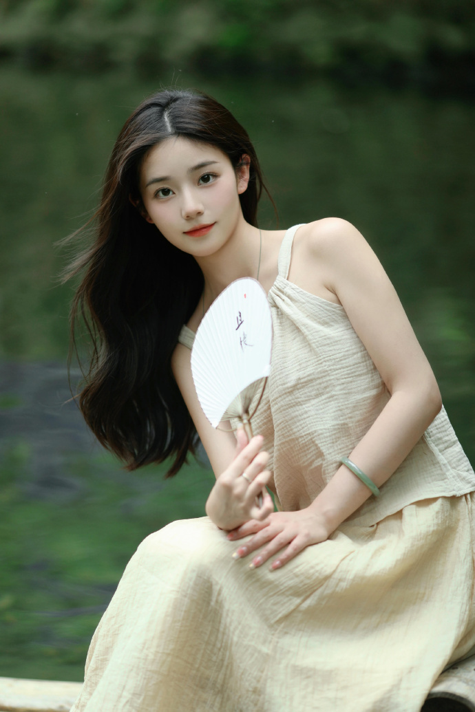 把人性扒光裤衩子都不剩的16句话：姐姐不在家，妹妹不要麻烦姐夫