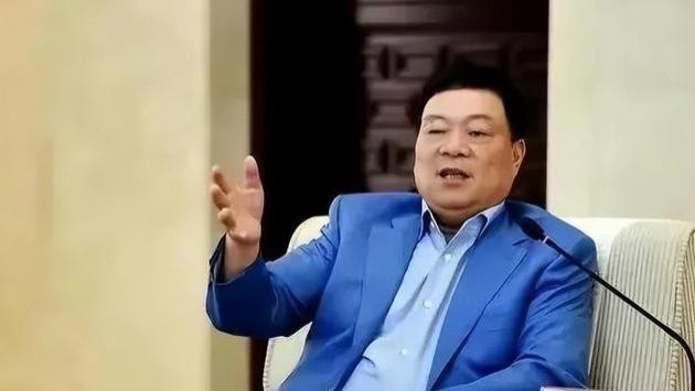 美女主持人掌控集团三个月，集团便面临破产，直言：已经尽全力了