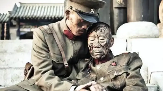 1928年，张作霖被炸得血肉模糊，临死时见的最后一个人是他最爱的五姨太。但是张作