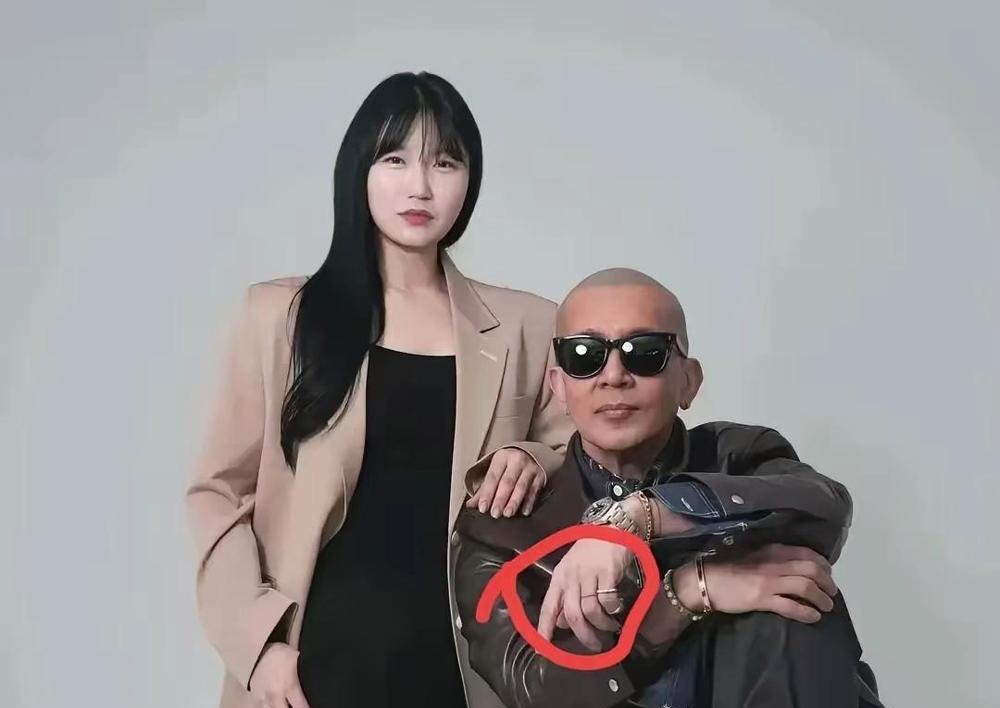 具俊晔又来打脸大S了，结婚时没有婚戒，这次竟然……
众所周知，具俊晔和大S结婚时