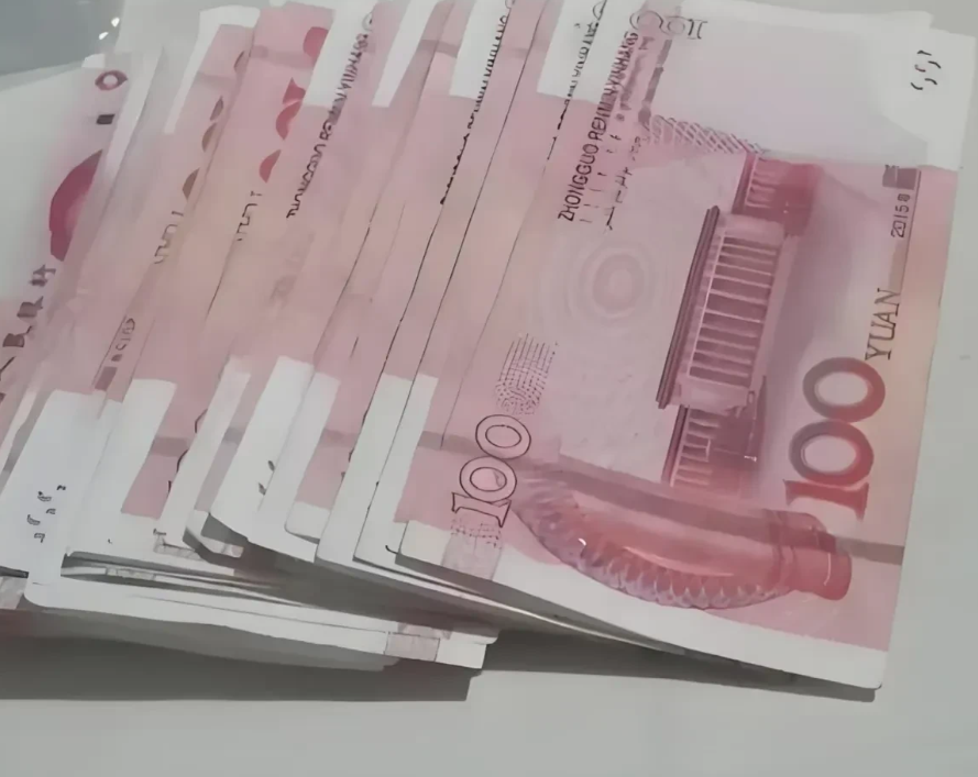 天津，一男子借了朋友5000元，说好3个月还，朋友三番五次要，他都不给，最后终于