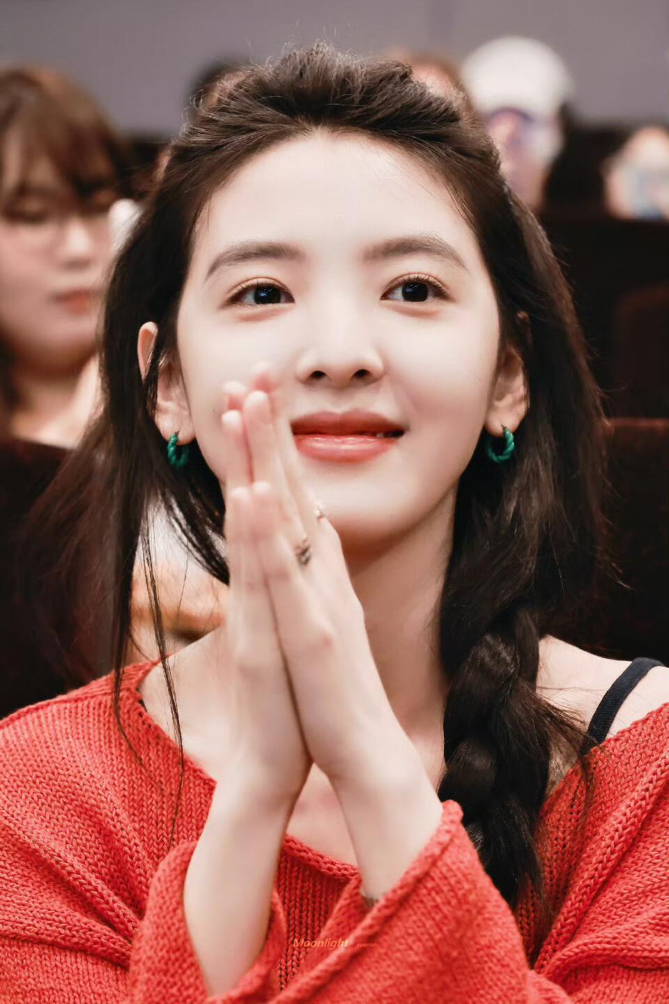 杨采钰的松弛感