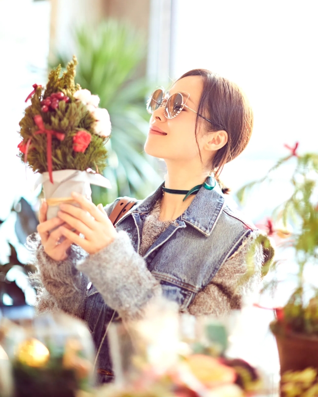 她才是顶级“绿茶”女星吧？刘亦菲都吃过她的亏，孙俪都差点被她撬墙角，好利来差点也