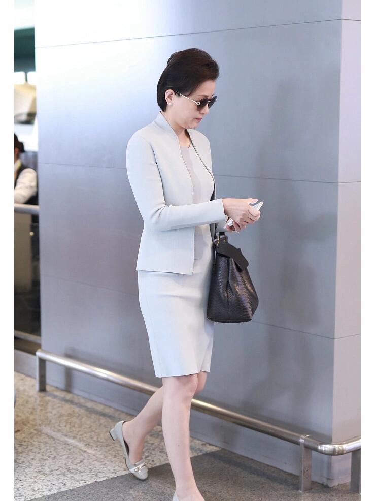 杨澜长得很从容