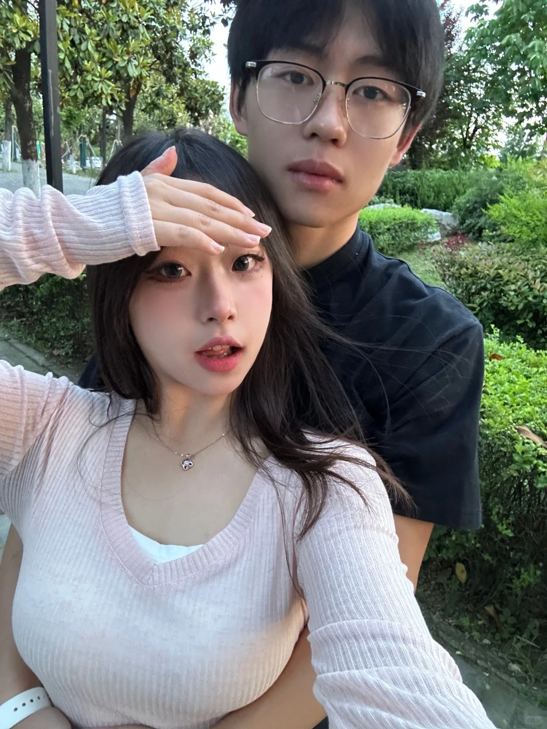 看看大家的情侣照！
哈哈哈哈又拍合照啦，想看看大家都跟对象怎么拍的呀，学习一下拍