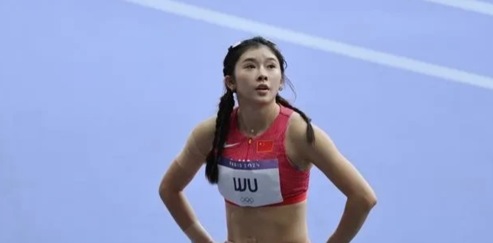 仍创造历史！吴艳妮是中国女子100m栏奥运史上，第1个进13秒的人。一个带点个性