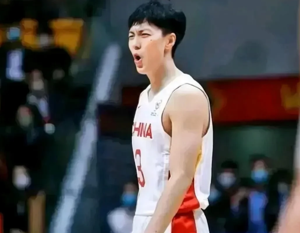 中国男篮最后5.4秒惊险逆转战胜尤文图特男篮，这几个人有话要说：
1、王仕鹏：胡