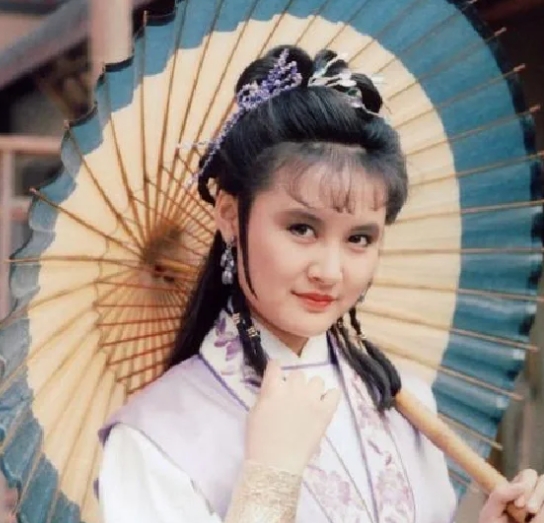 景黛音，现已息影多年